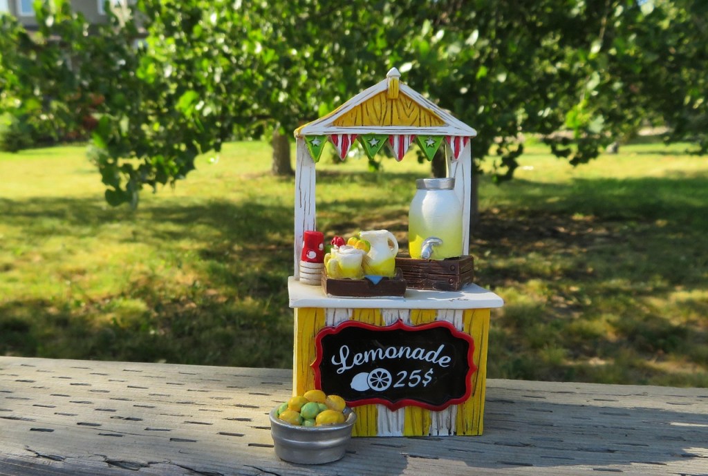 Empty lemonade stand representing the importance of the parents' guidance in helping the kids operate their lemonade stand